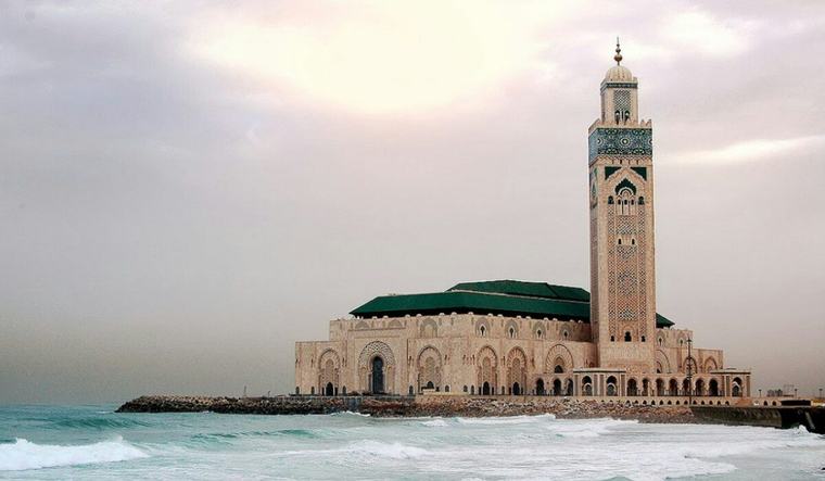 أيام التراث بالدار البيضاء.. لقاء فكري يناقش موضوع مسجد الحسن الثاني بين السماء والماء